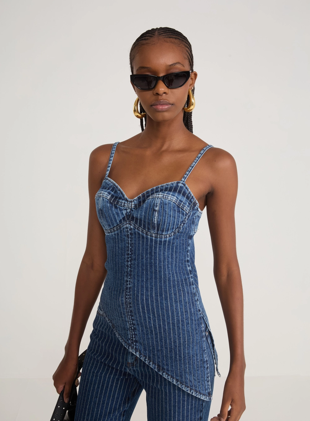 Blusa Jeans Estruturada Assimétrica Risca De Giz Índigo