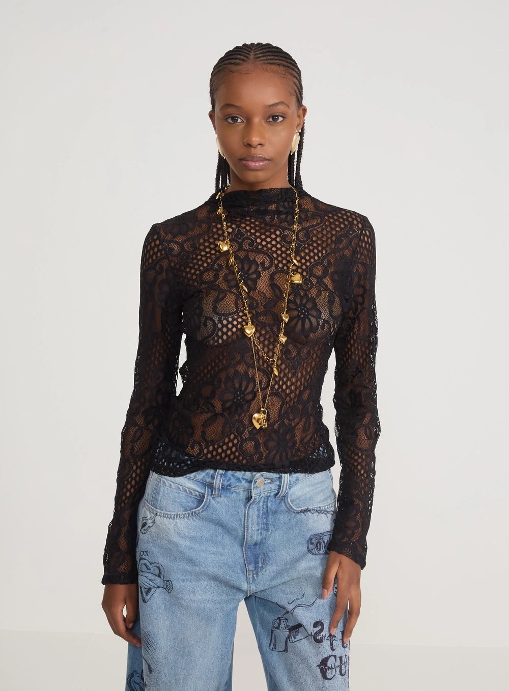 Blusa Gola Alta Renda Preto