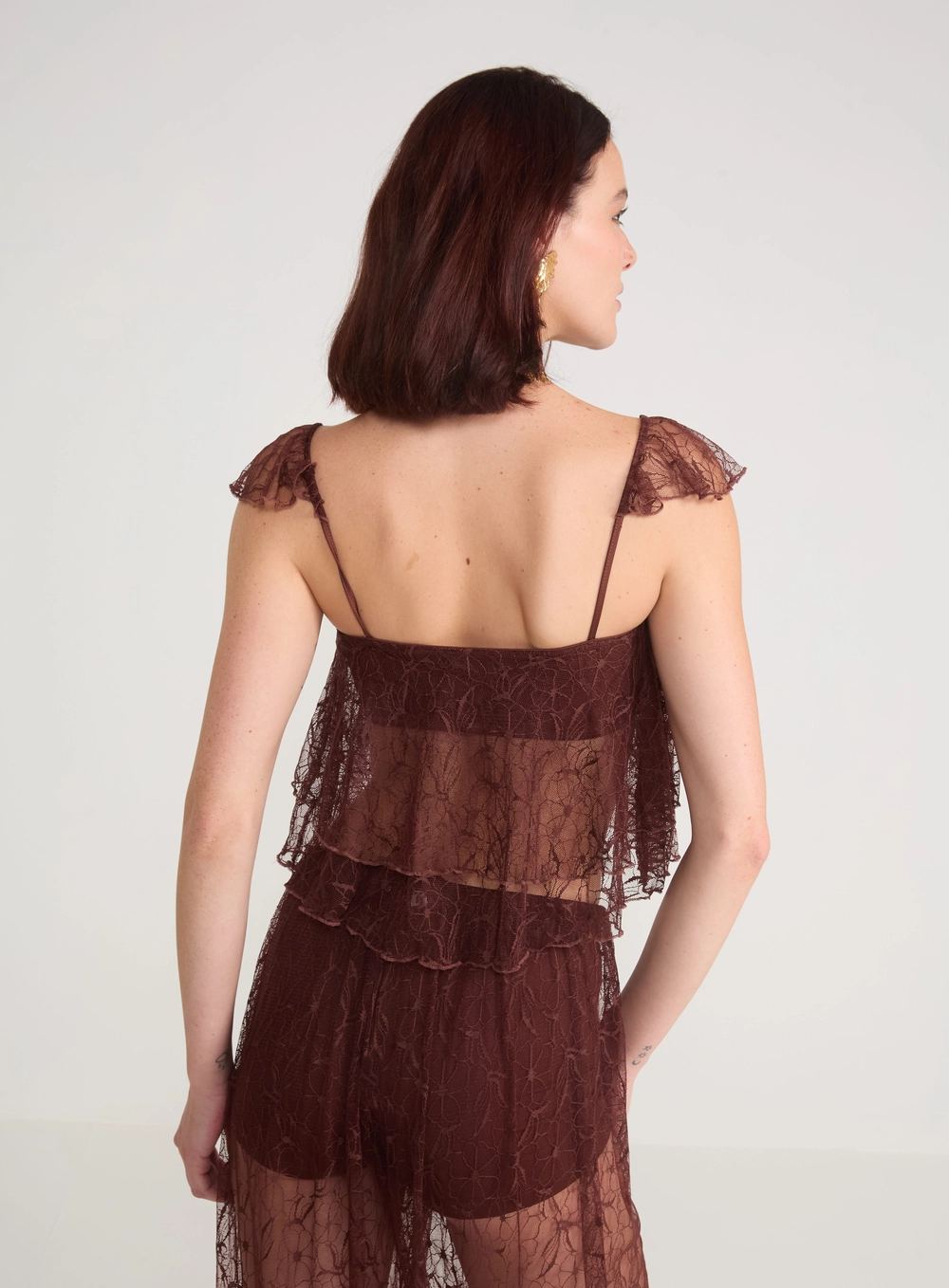 Blusa Cropped Renda Babados Marrom
