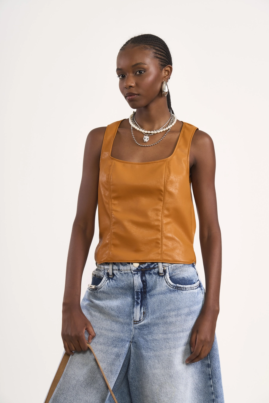 Blusa Sem Mangas Em Pu Reta Amarelo Pumpkin