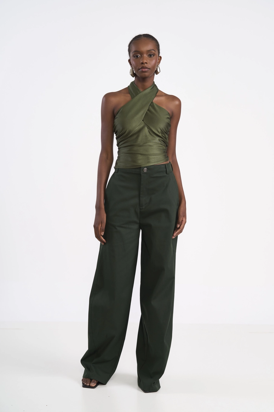 Blusa Halter Slim Metalizada Verde