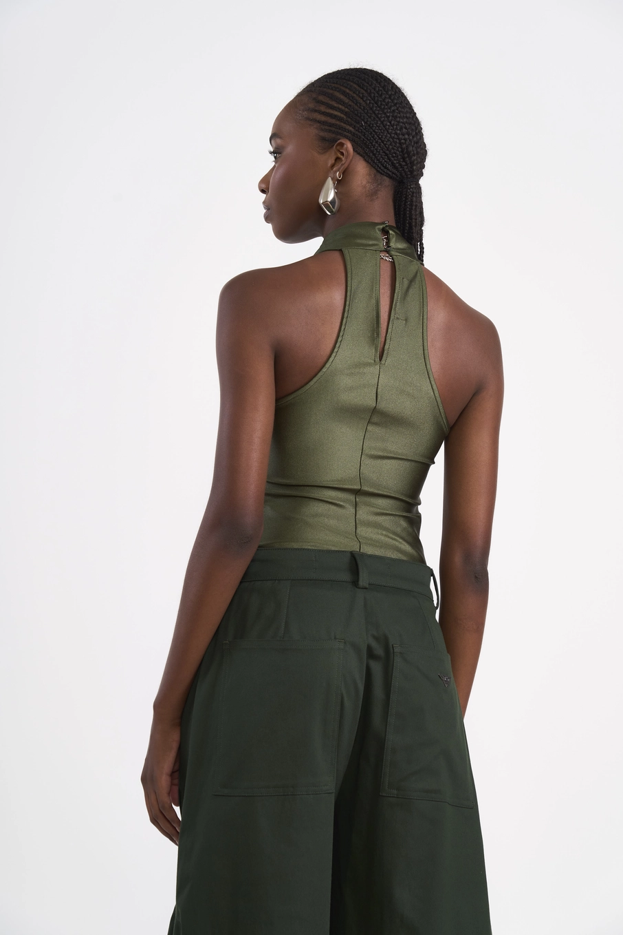 Blusa Halter Slim Metalizada Verde
