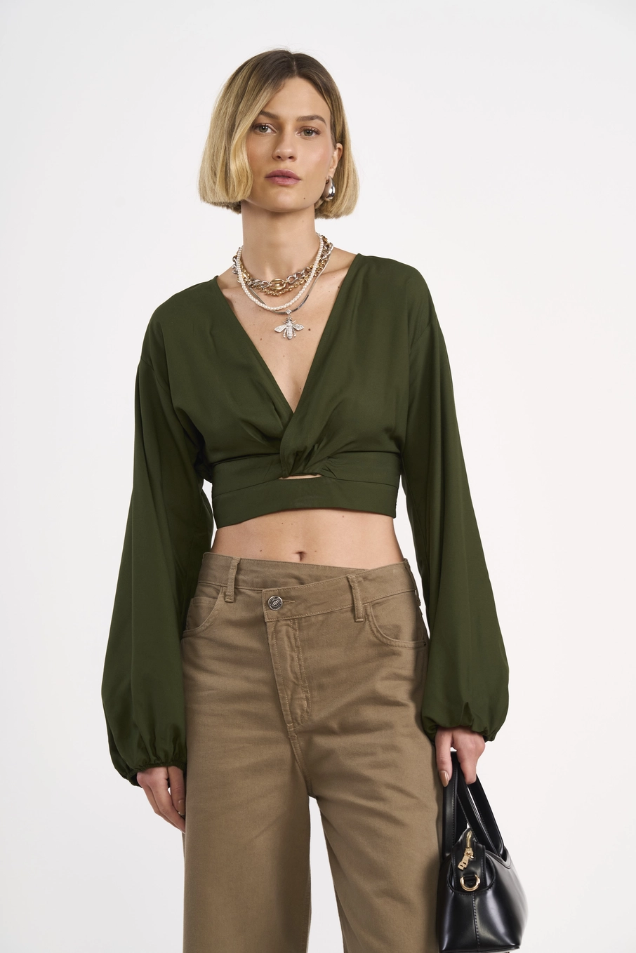 Blusa Cropped Com Decote V E Manga Longa Verde