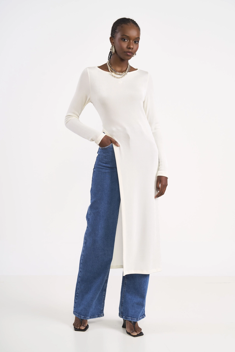 Blusa Longline Fenda Lateral Off Shell