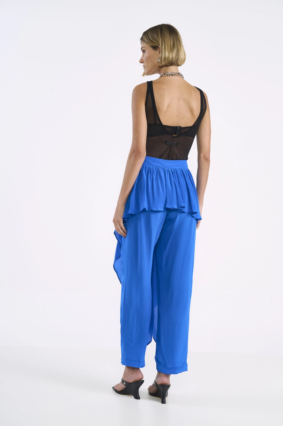 Regata Ajustada Com Transparência Em Tule Preto