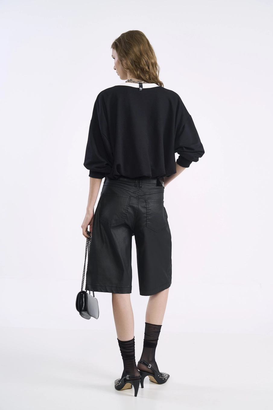 Blusão Cropped Oversized Estampado Preto