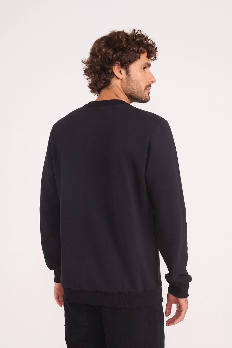 Blusão Reto Básico Com Logo Aplicado Preto