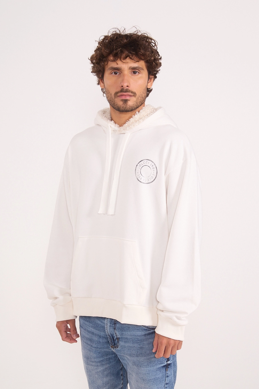 Blusão Moletom Oversized Com Bolso Canguru Off Shell