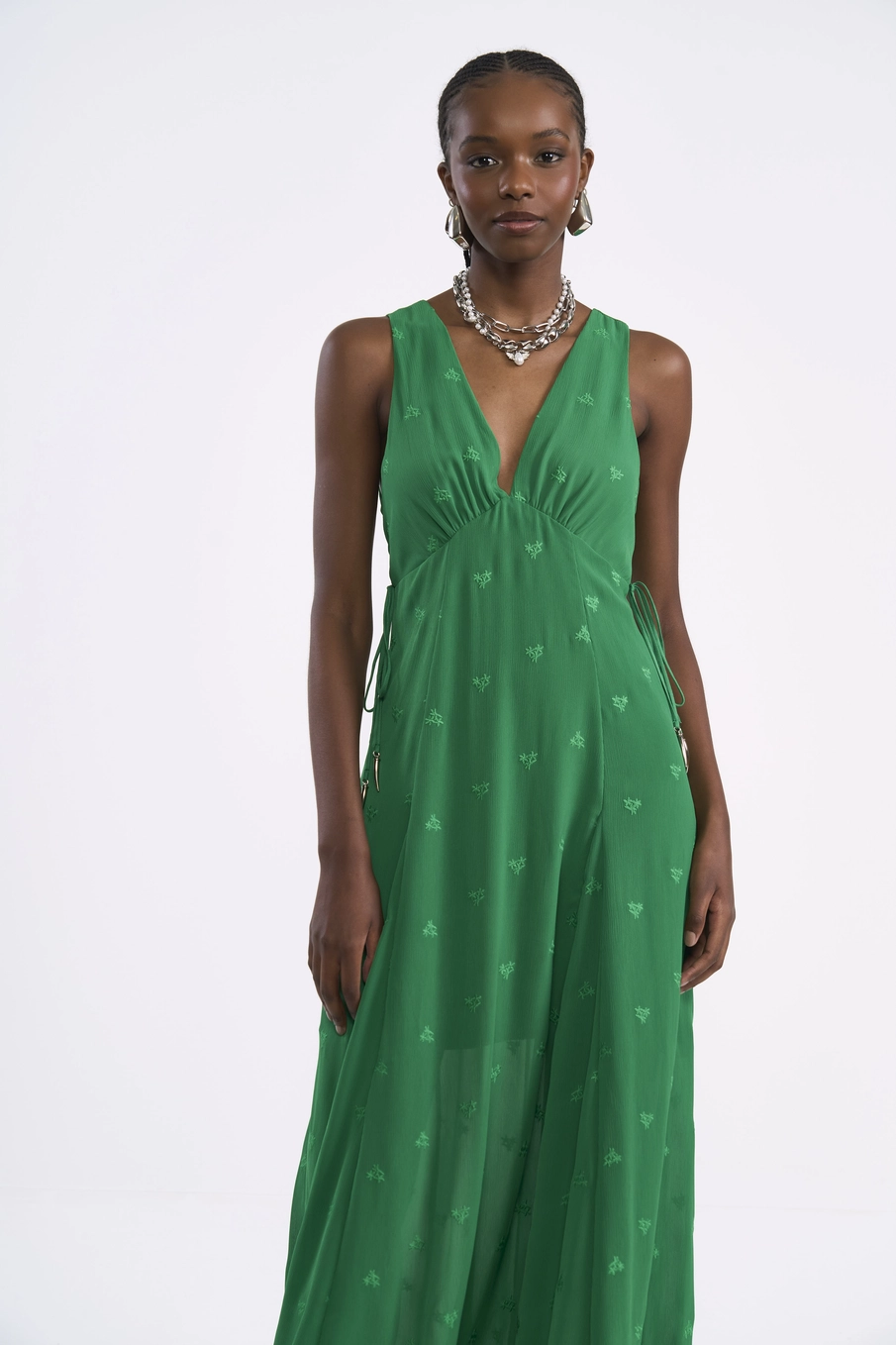 Vestido Longo Com Bordado E Barra Assimétrica Verde Vanity