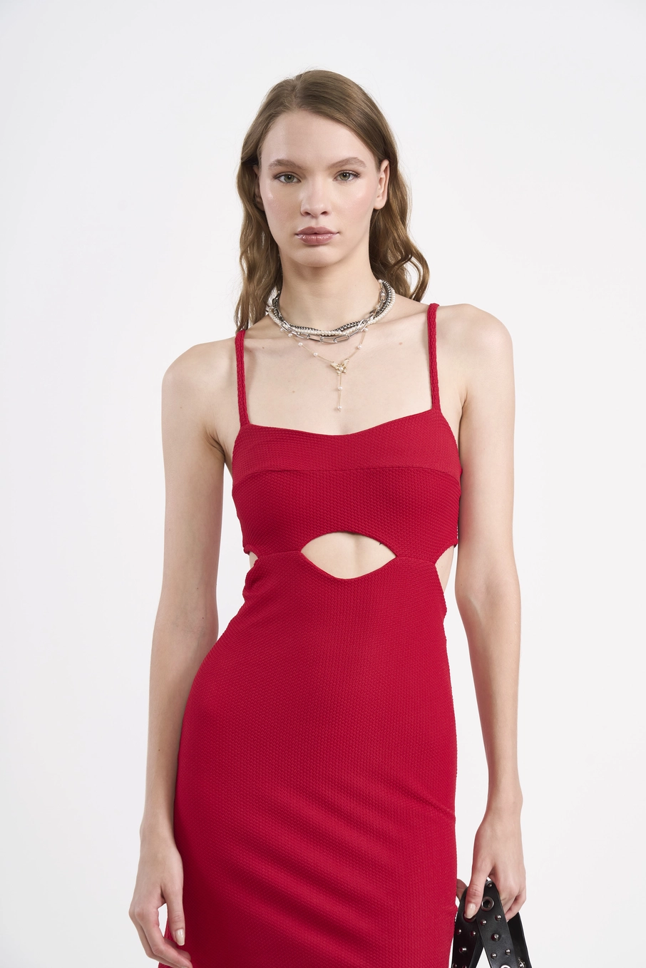 Vestido Curto Justo Com Recorte Frontal Vermelho