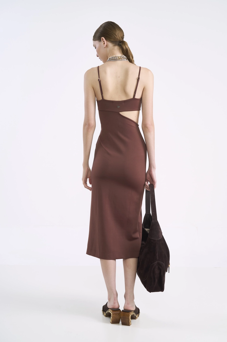 Vestido Midi Com Recorte Vazado E Fenda Marrom
