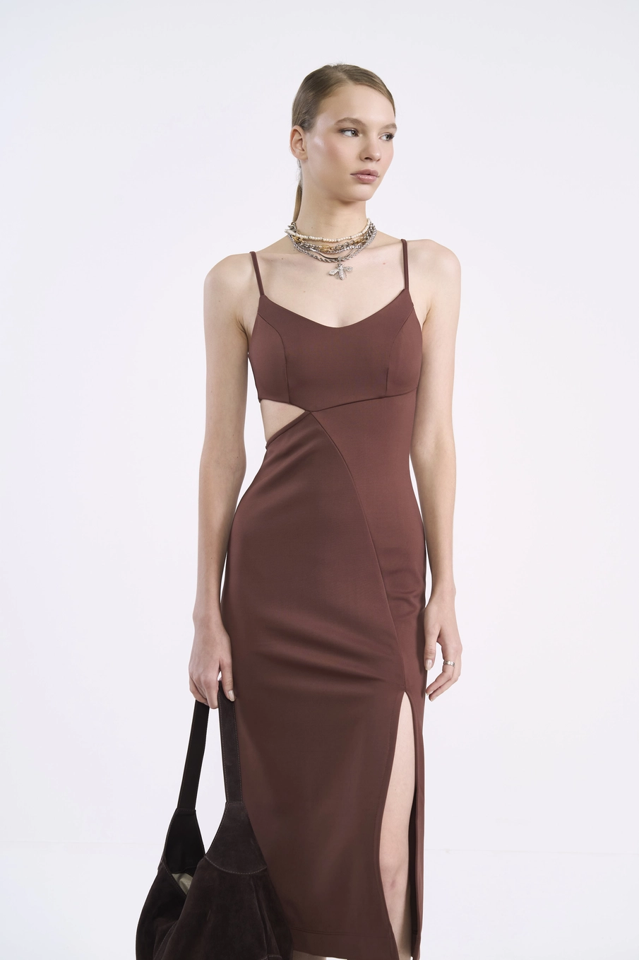 Vestido Midi Com Recorte Vazado E Fenda Marrom