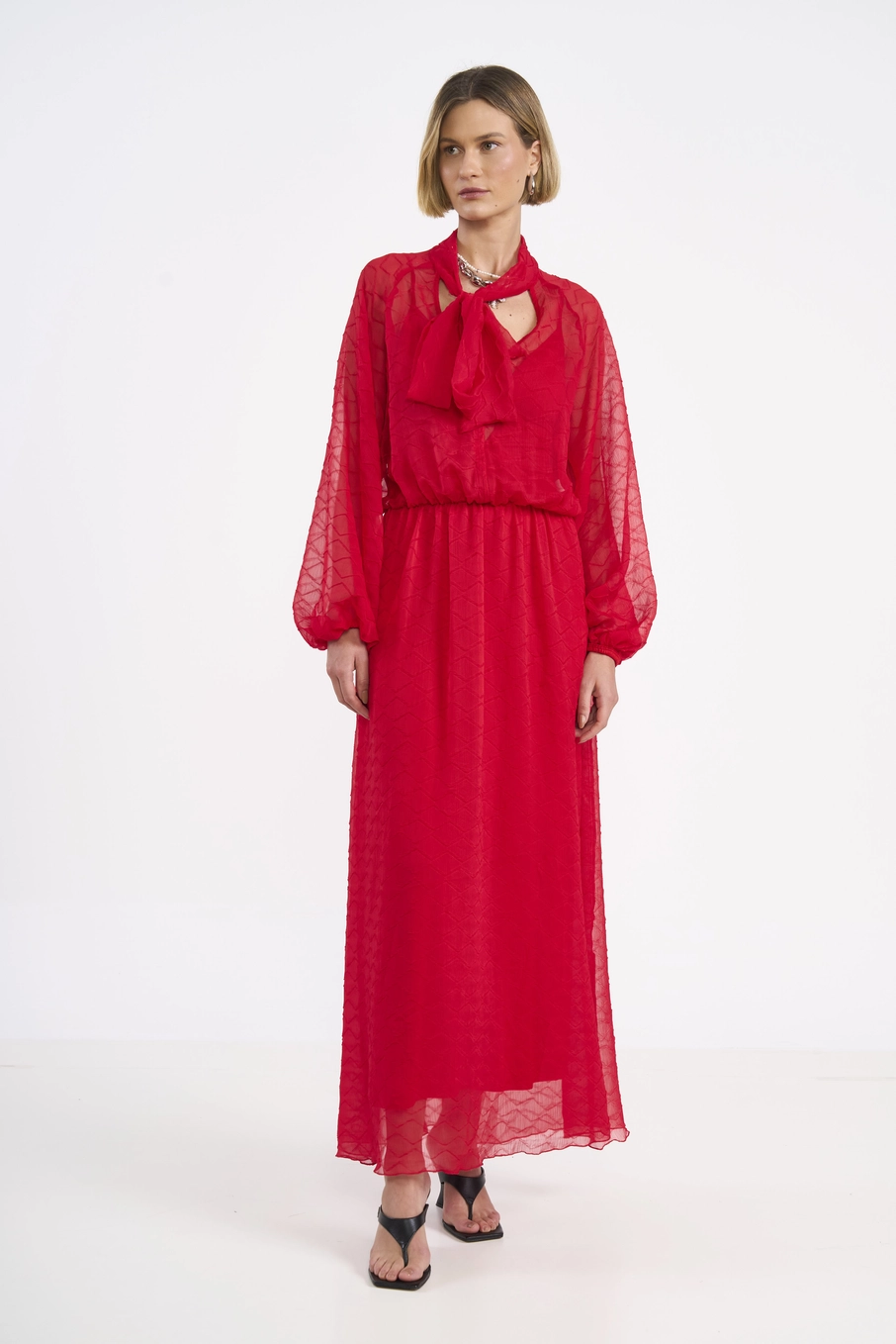 Vestido Longo Acinturado Manga Longa Vermelho