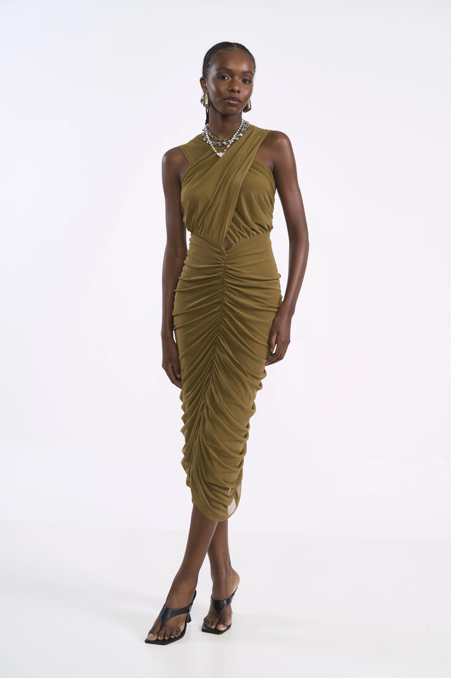Vestido Midi Em Tule Drapeado Com Transpasse Marrom