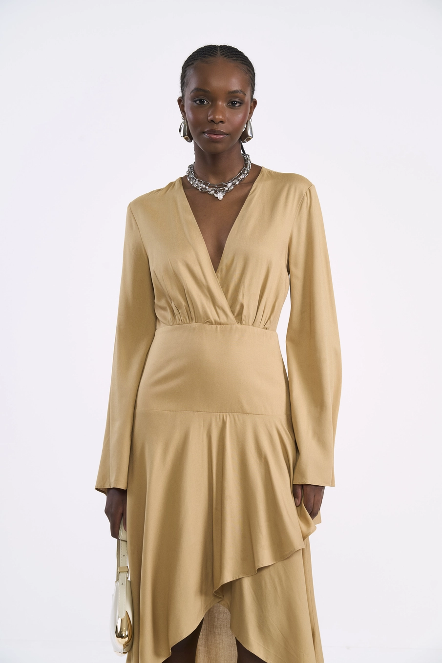 Vestido Midi Em Viscose Com Barra Assimétrica Bege Soybean