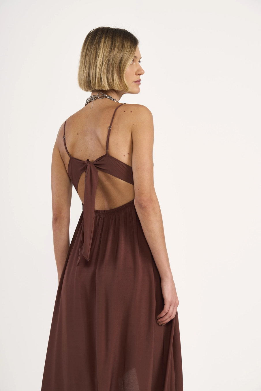 Vestido Midi Mullet Com Alças Finas Marrom
