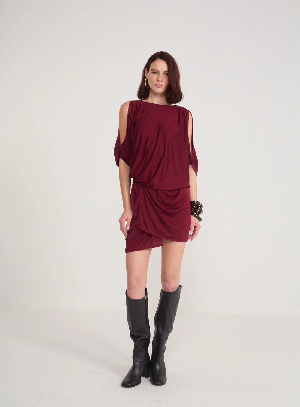 Vestido Curto Drapeado Bordô
