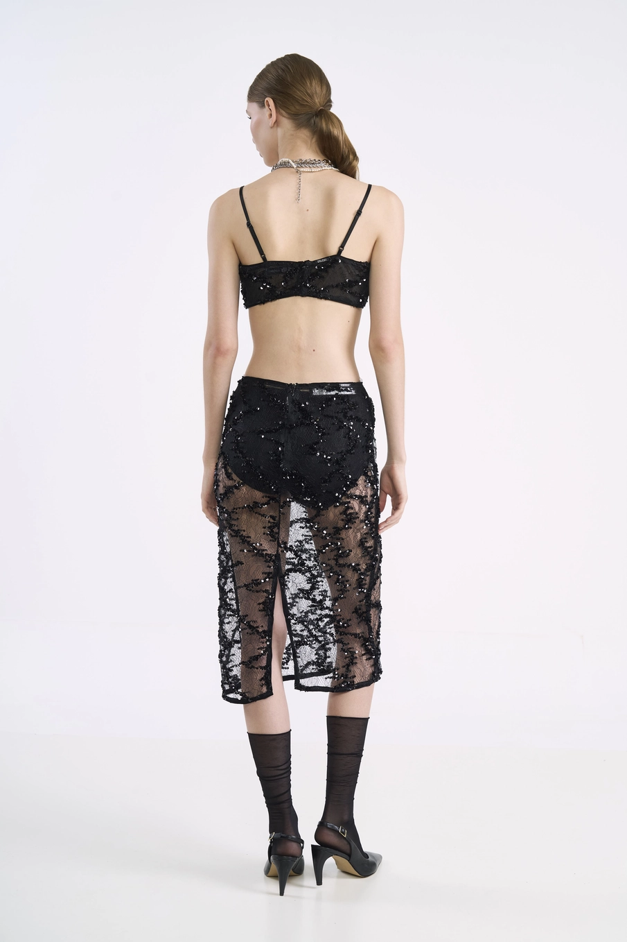 Top Slim Com Paetês E Renda Preto