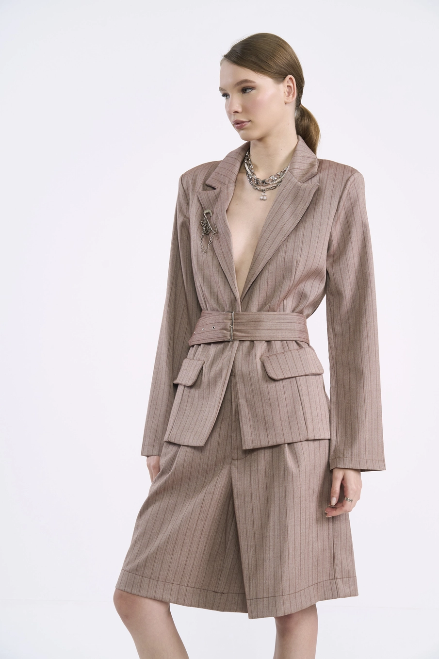 Blazer Alfaiatado Com Listras E Cinto Estampados