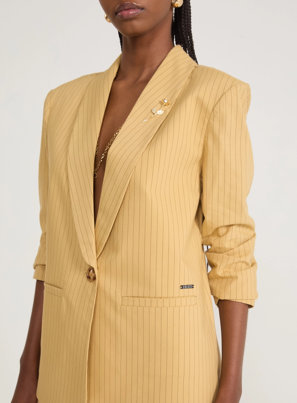 Blazer Alfaiataria Risca De Giz Bege Estampados