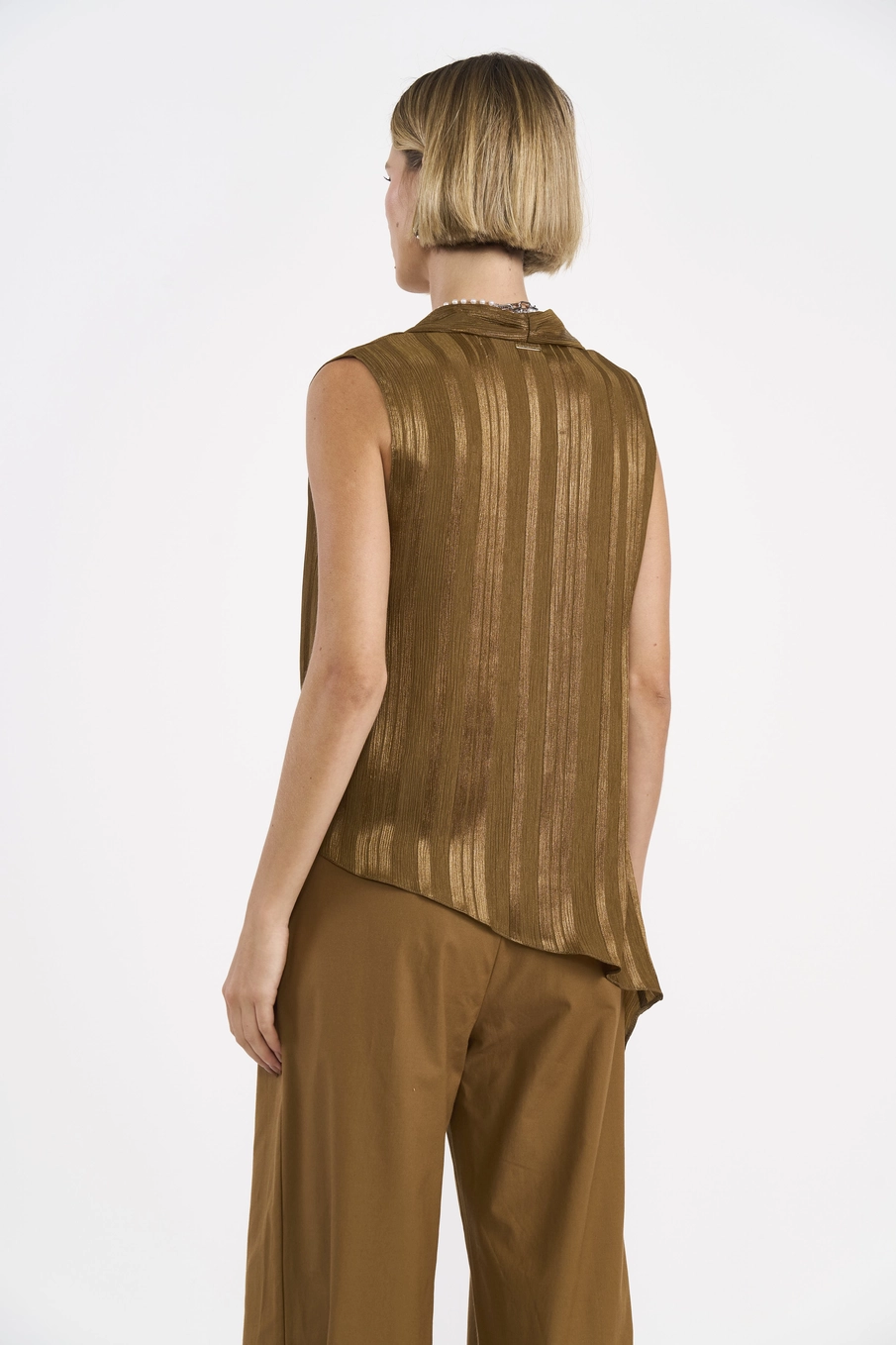 Blusa Transpassada Efeito Metalizado Estampados