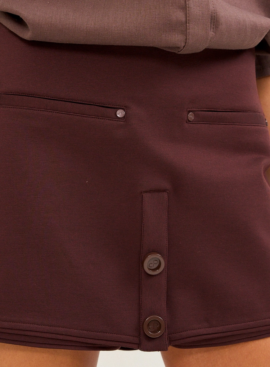 Short Feminino Com Detalhes Marrom 1