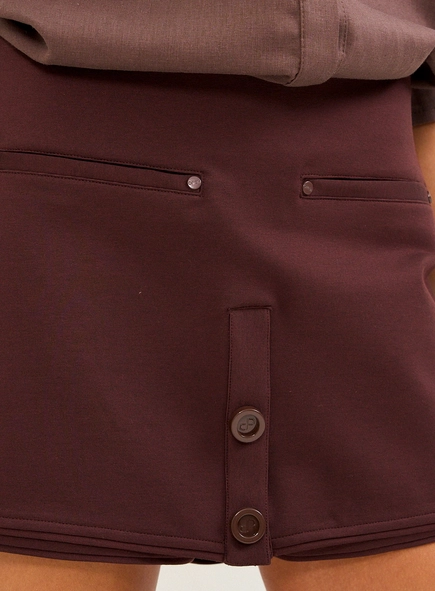 Short Feminino Com Detalhes