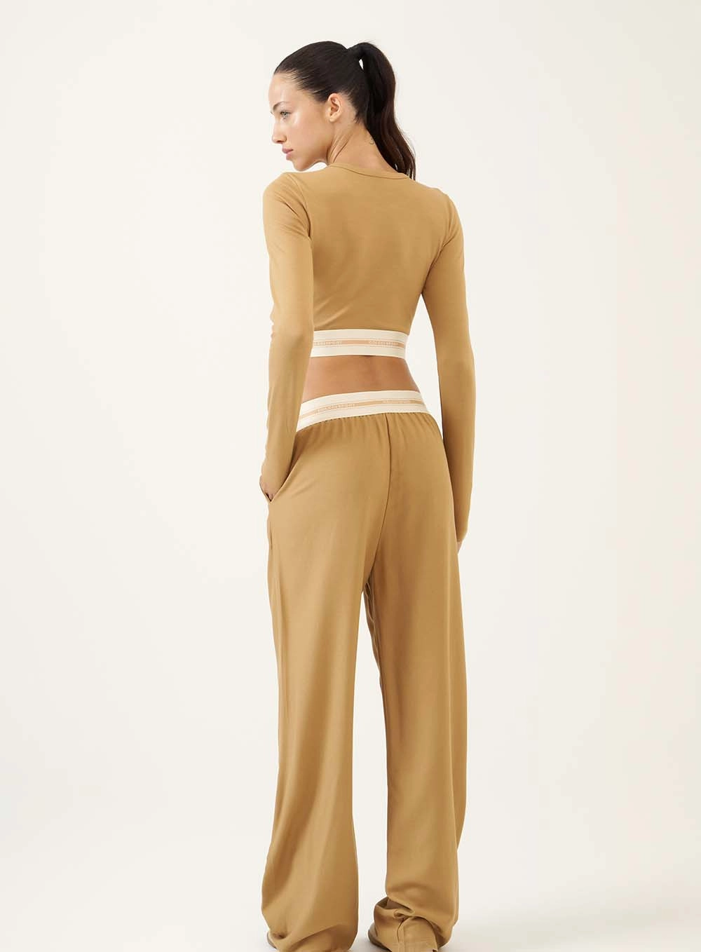 Calça Pantalona Com Cintura Elástica Bege