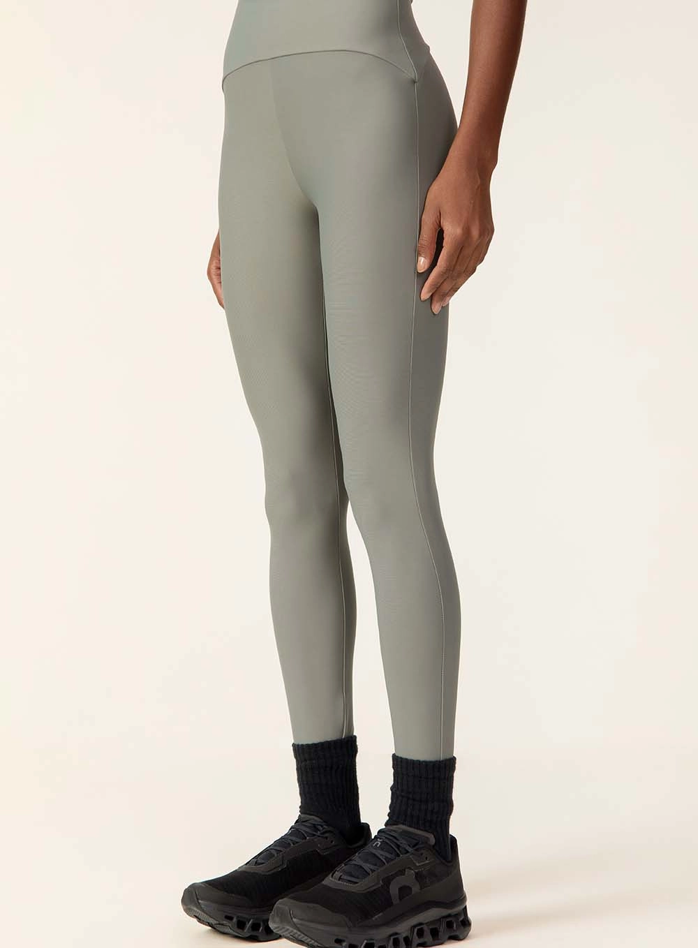Calça Legging Cós Alto Recorte Anatômico Verde