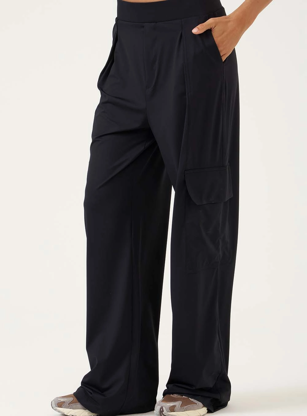 Calça Cargo Wide Leg Com Cintura Alta Preto