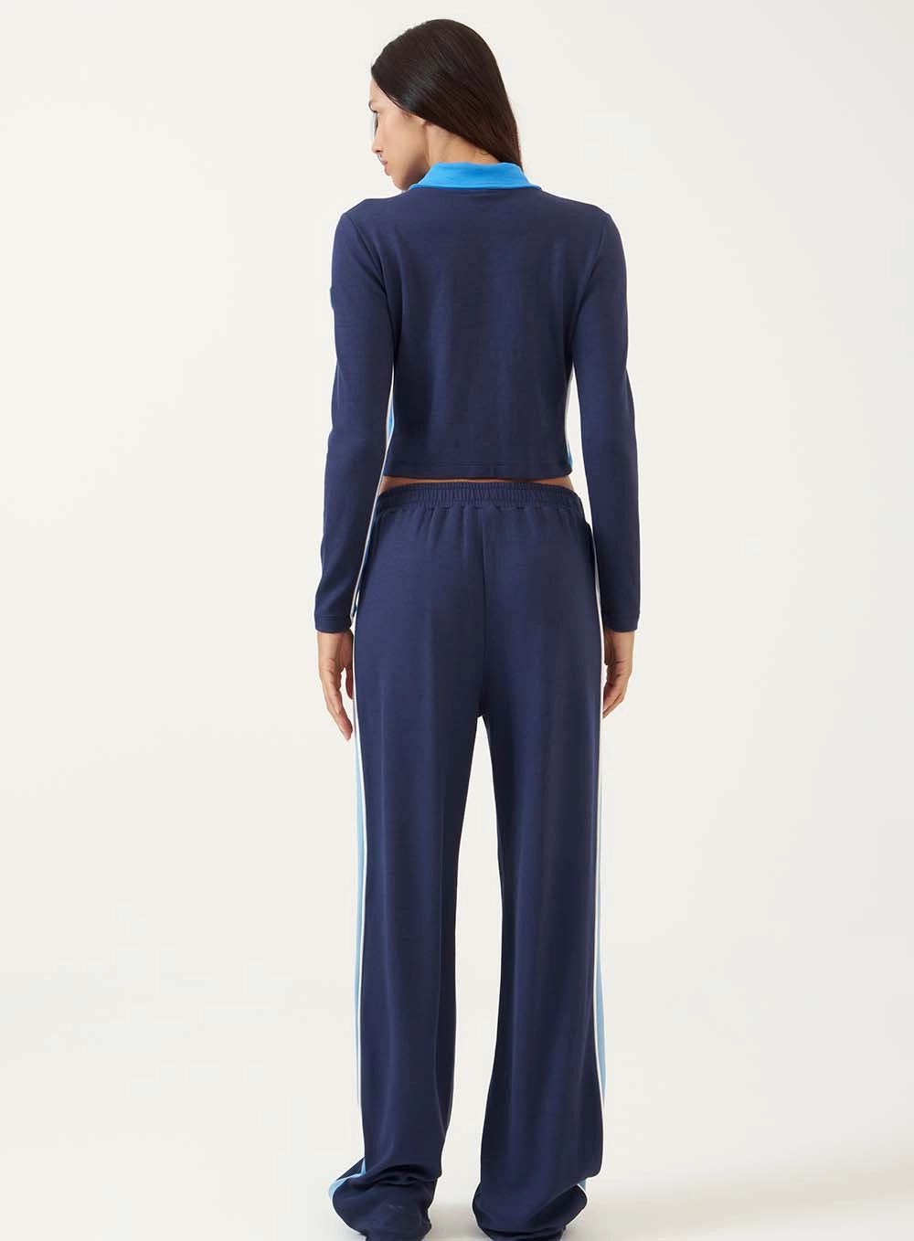 Calça Reta Ampla Com Faixa Lateral Azul