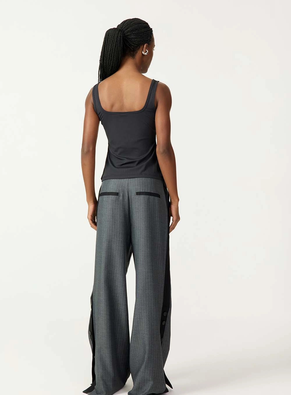 Calça Wide Leg Com Botões Laterais Estampados