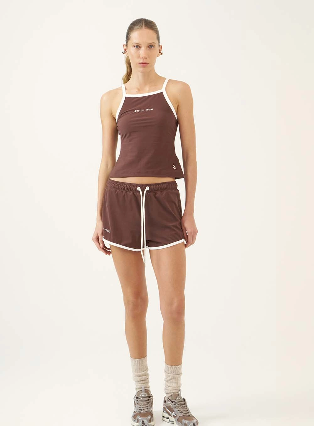 Short Esportivo Retrô Marrom