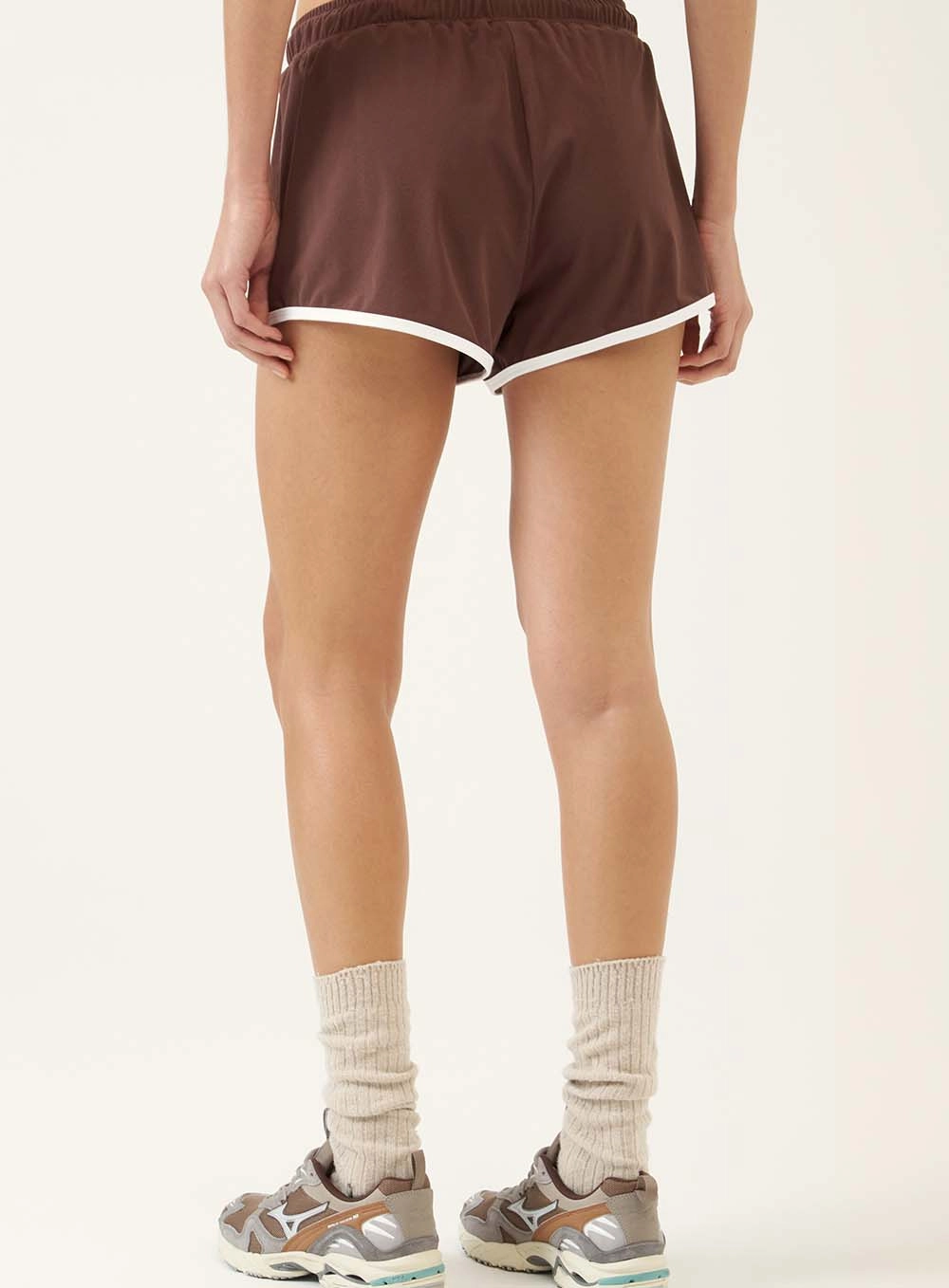 Short Esportivo Retrô Marrom