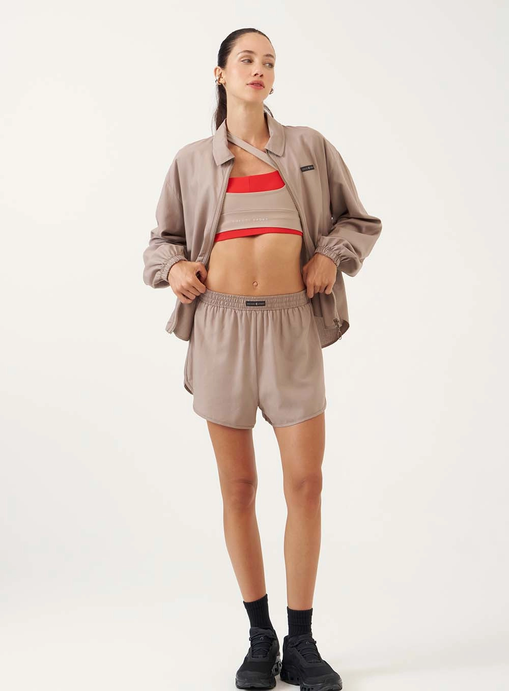Short Amplo Movimento Cinza
