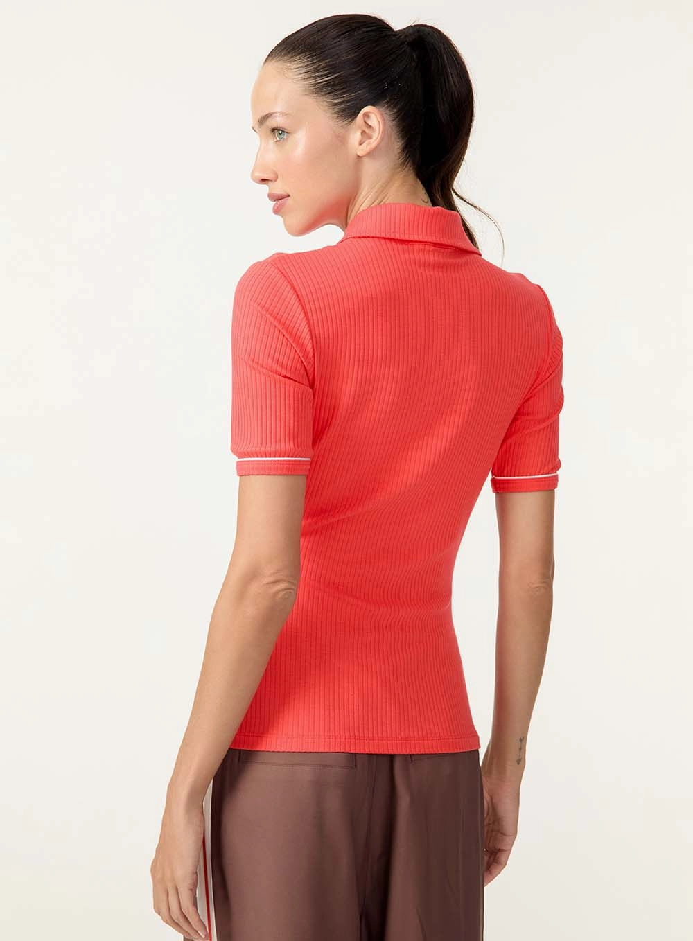 Polo Esportiva Canelada Ajustada Com Gola Clássica Vermelho
