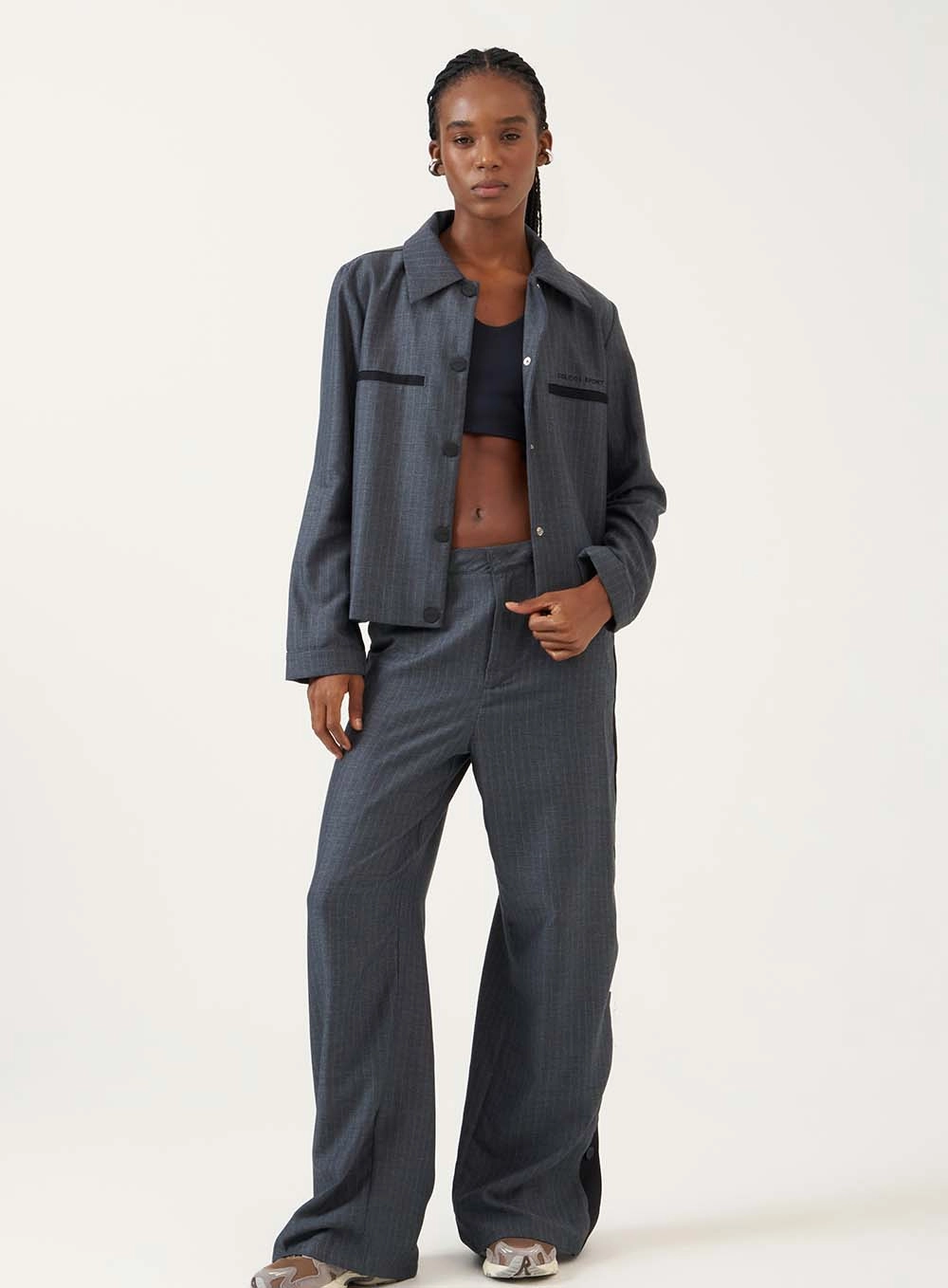 Jaqueta Oversized Com Recortes Em Contraste Estampados