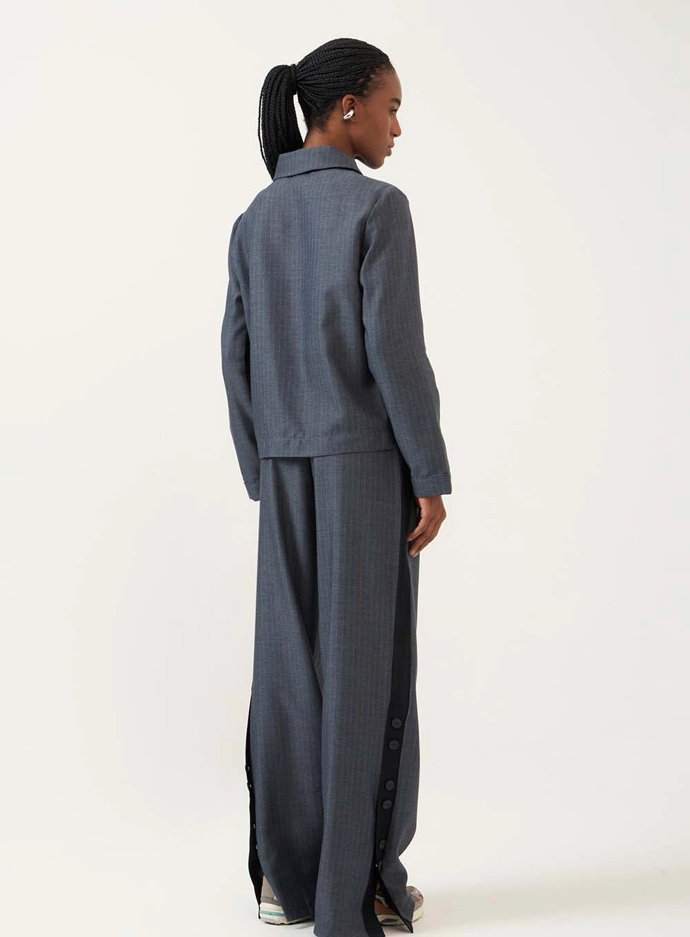 Jaqueta Oversized Com Recortes Em Contraste Estampados