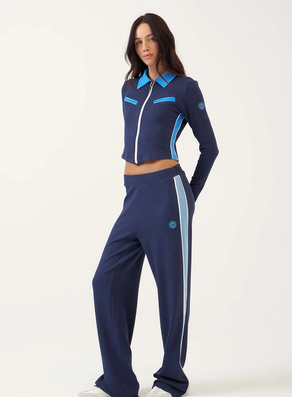 Jaqueta Cropped Com Listra Contrastante Azul