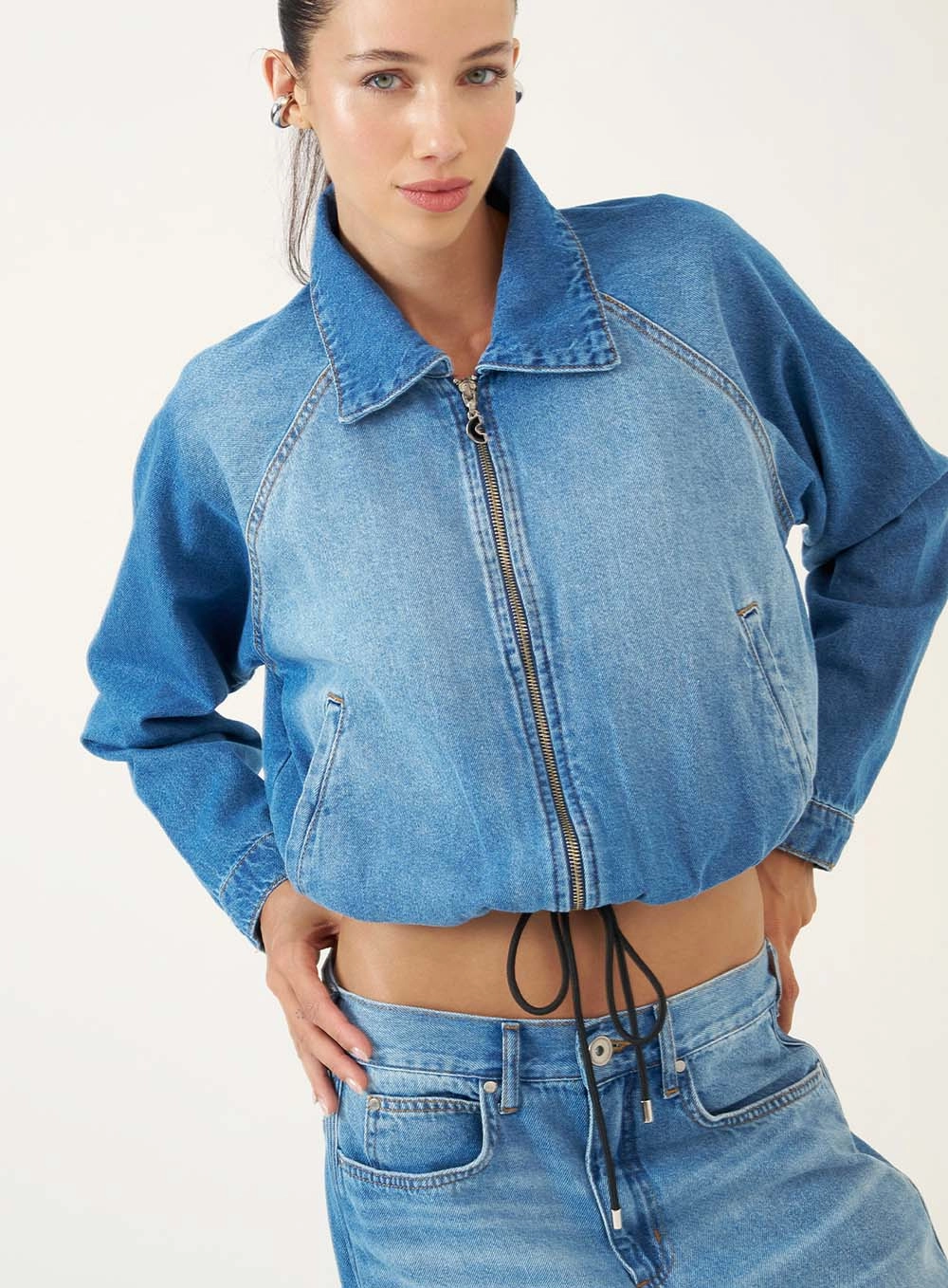 Jaqueta Cropped Balonê Regulável Índigo