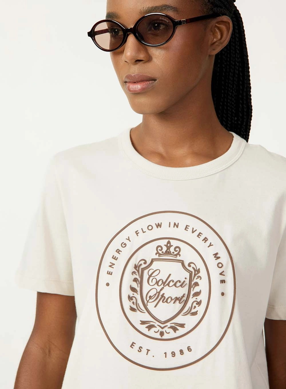Camiseta Reta Com Estampa Frontal Cinza