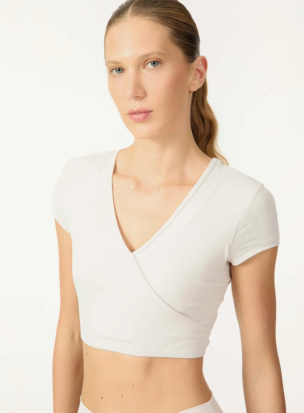 Blusa Cropped Canelada Com Decote Transpassado Cinza