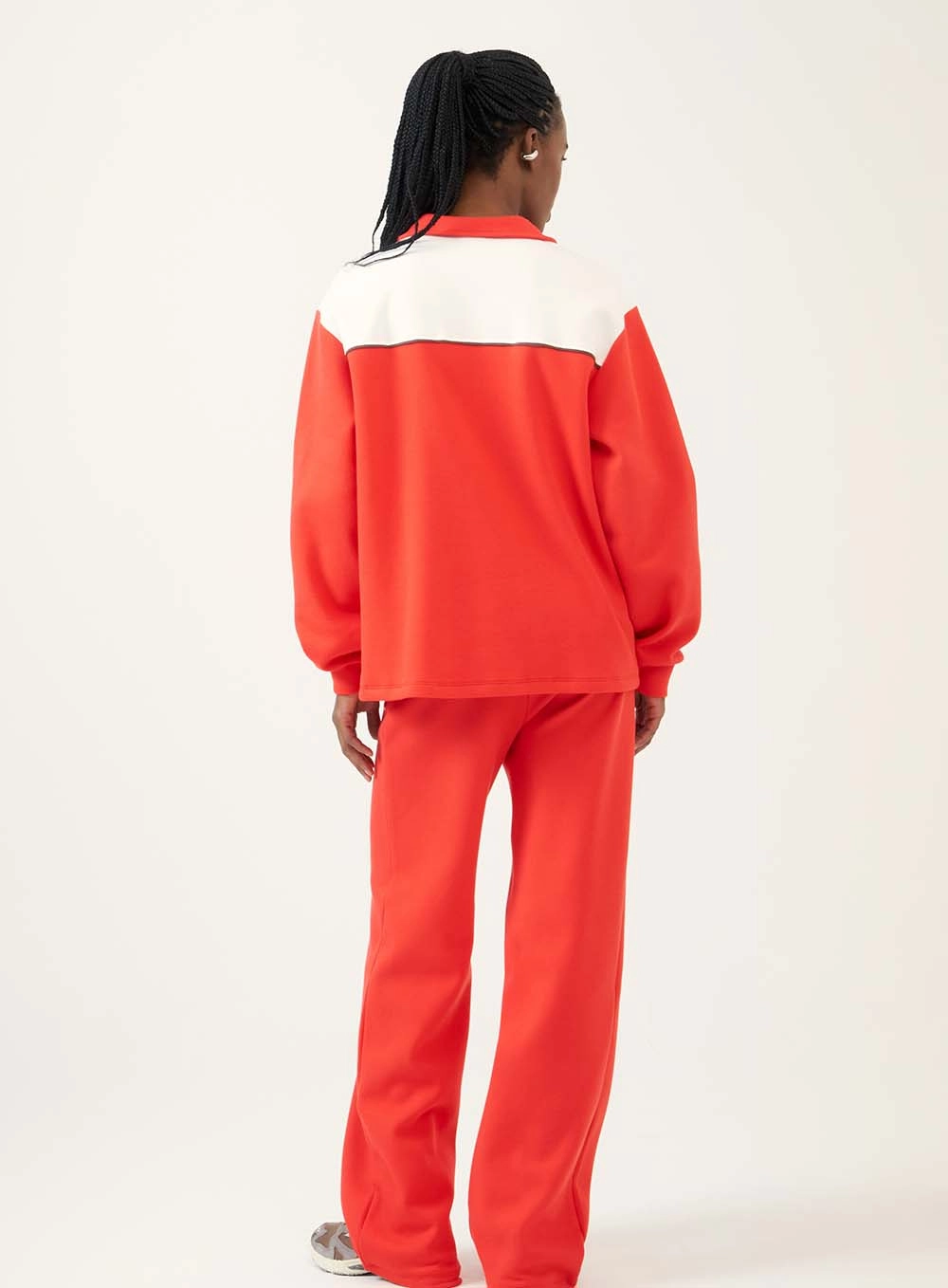 Blusão Oversized Com Painel Contrastante Vermelho