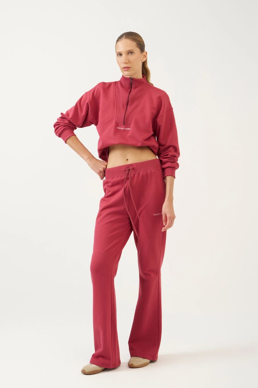 Blusão Cropped Com Zíper Frontal Vermelho