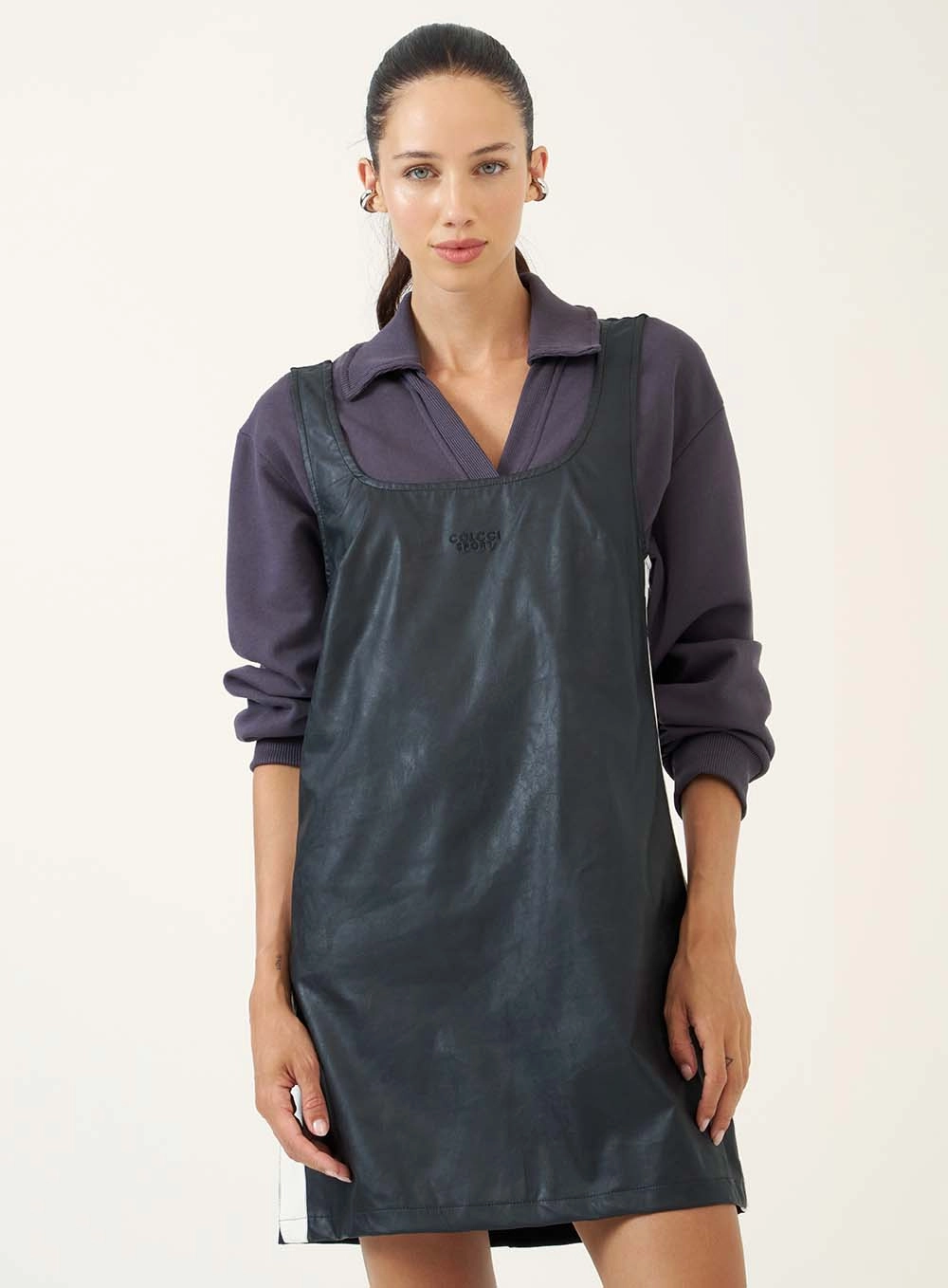 Vestido Salopete Curto Brilho Urbano Preto