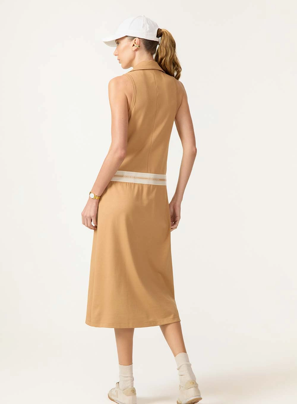 Vestido Midi Com Faixa Lateral Contrastante Bege