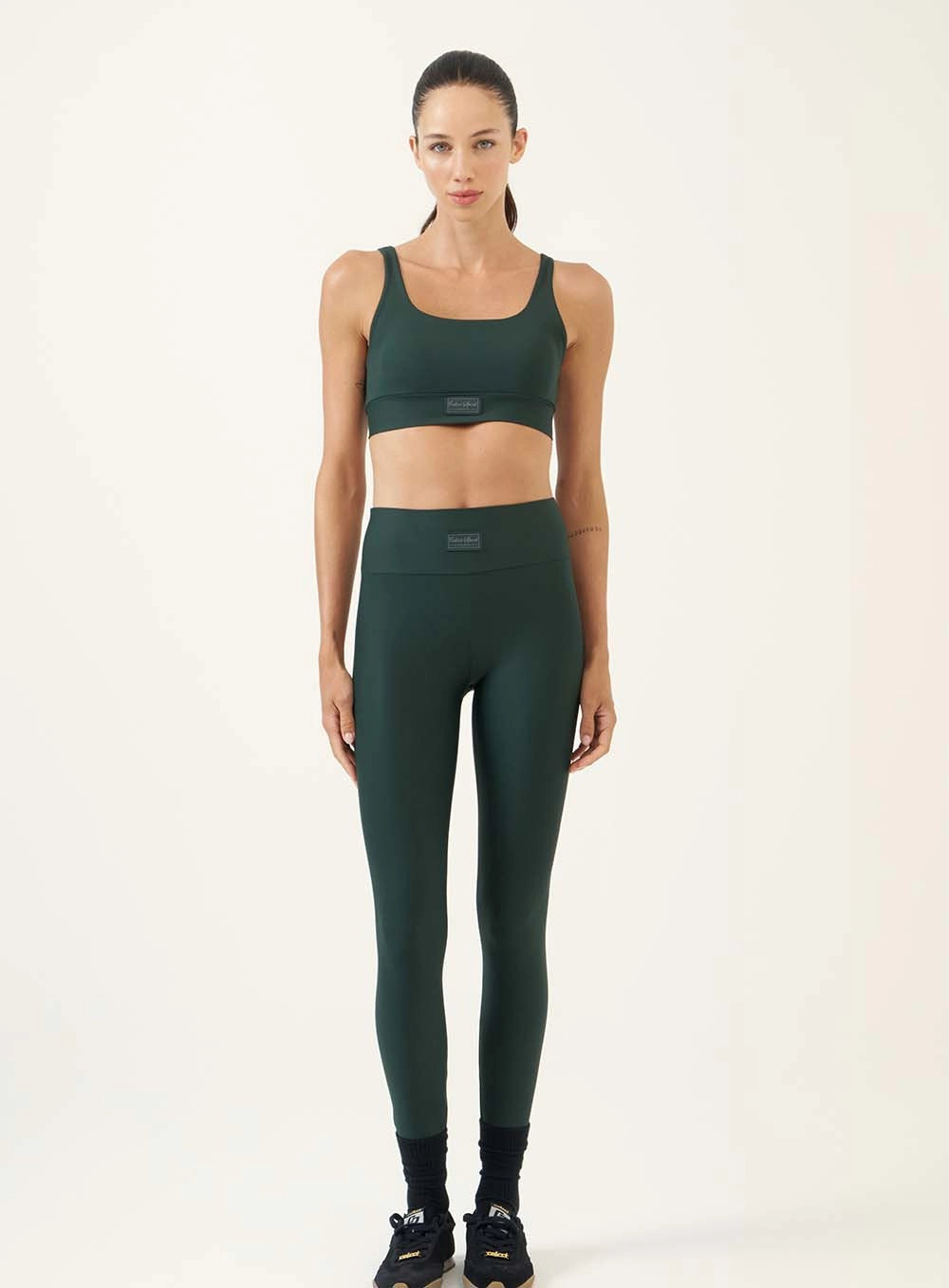Conjunto Fitness Básico Com Sustentação Verde