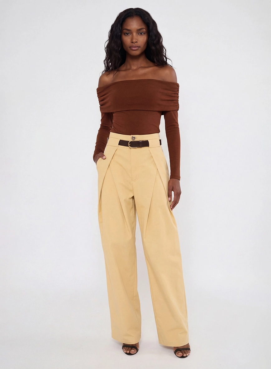 Calça Sarja Com Cinto Amarelo 1