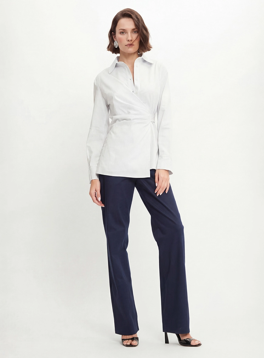 Camisa Feminina Alfaiataria Listrada Off 4