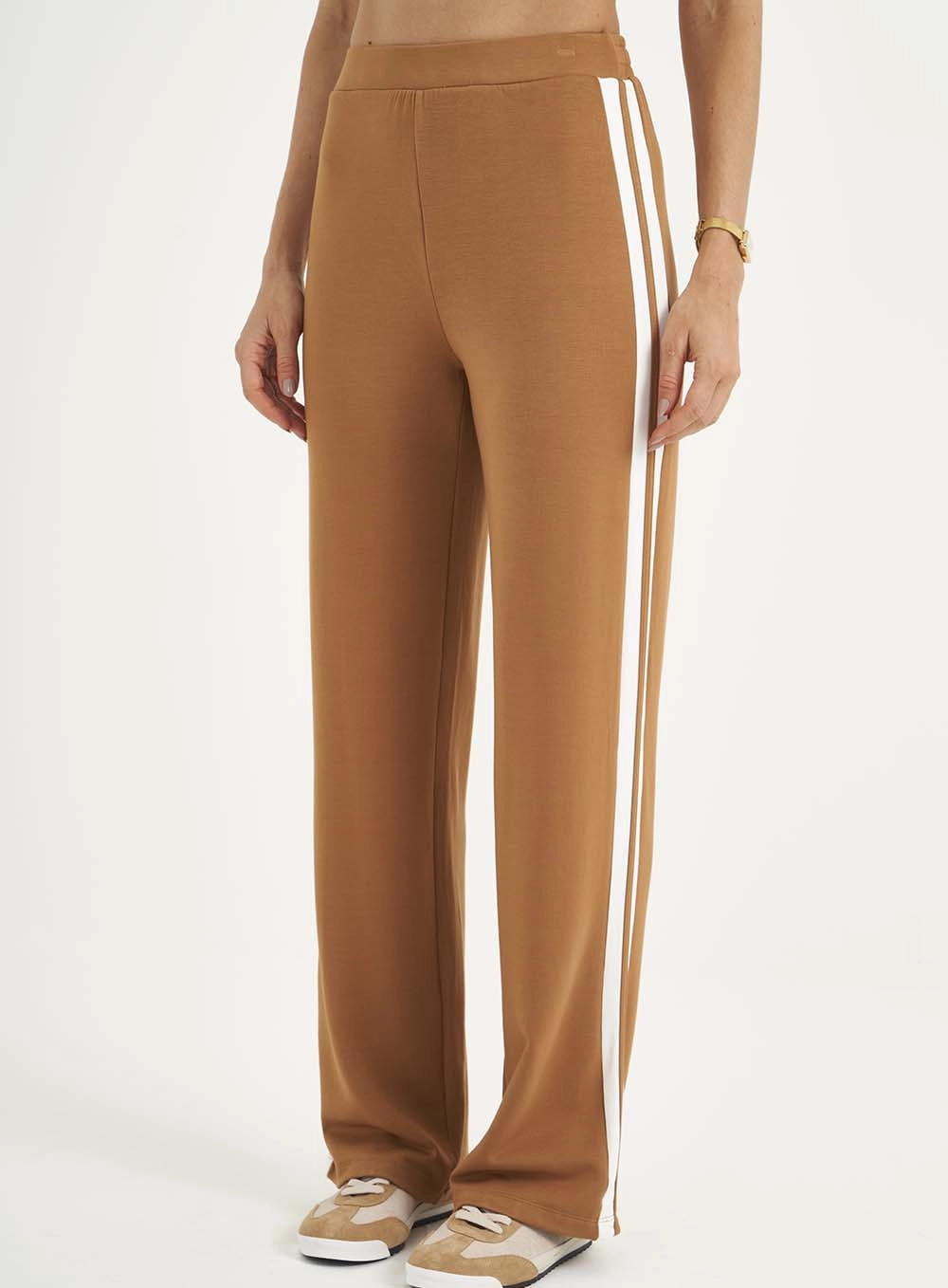 Calça Feminina Reta Comfort Marrom